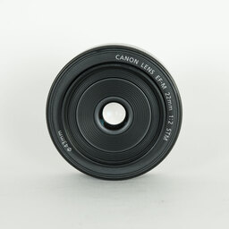 Canon EF-M22mm F2 STM