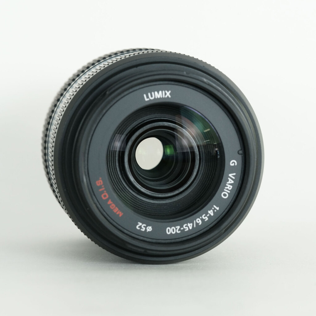 Panasonic LUMIX G VARIO 45-200mm F4.0-F5.6 MEGA O.I.S. H-FS045200 Panasonic LUMIX G VARIO 45-200mm F4.0-F5.6 MEGA O.I.S. H-FS045200