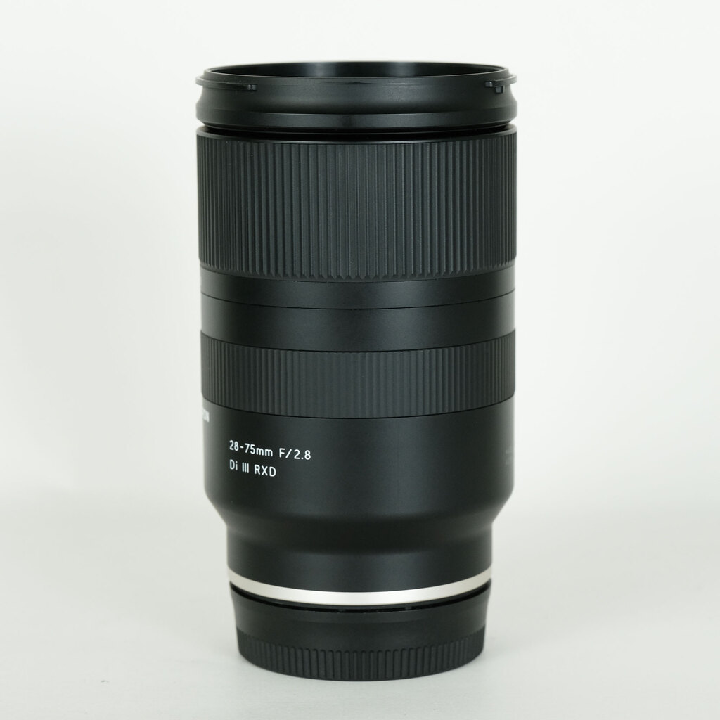 TAMRON 28-75 f2.8通し　Model A036 Review Tamron 28-75mm F/2.8 Di III RXD (model A036) - Focus