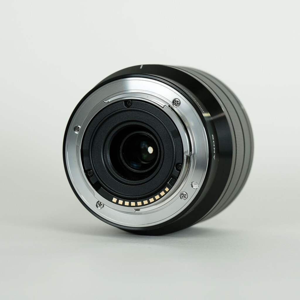 SONY E 10-18mm F4 OSS SEL1018 SONY E 10-18mm F4 OSS SEL1018