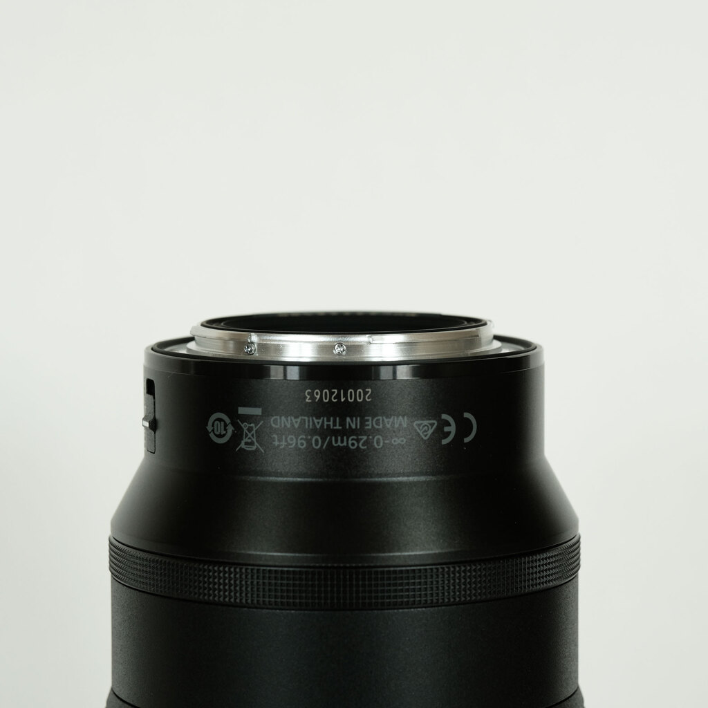 Nikon NIKKOR Z MC 105mm f/2.8 VR S Nikon NIKKOR Z MC 105mm f/2.8 VR S