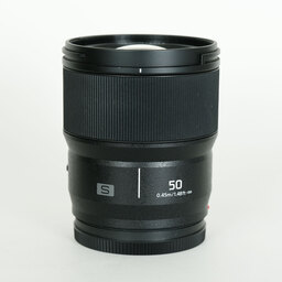 Panasonic LUMIX S 50mm F1.8 Panasonic LUMIX S 50mm F1.8