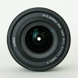 Panasonic LUMIX G VARIO 12-60mm / F3.5-5.6 ASPH. / POWER O.I.S. Panasonic LUMIX G VARIO 12-60mm / F3.5-5.6 ASPH. / POWER O.I.S.