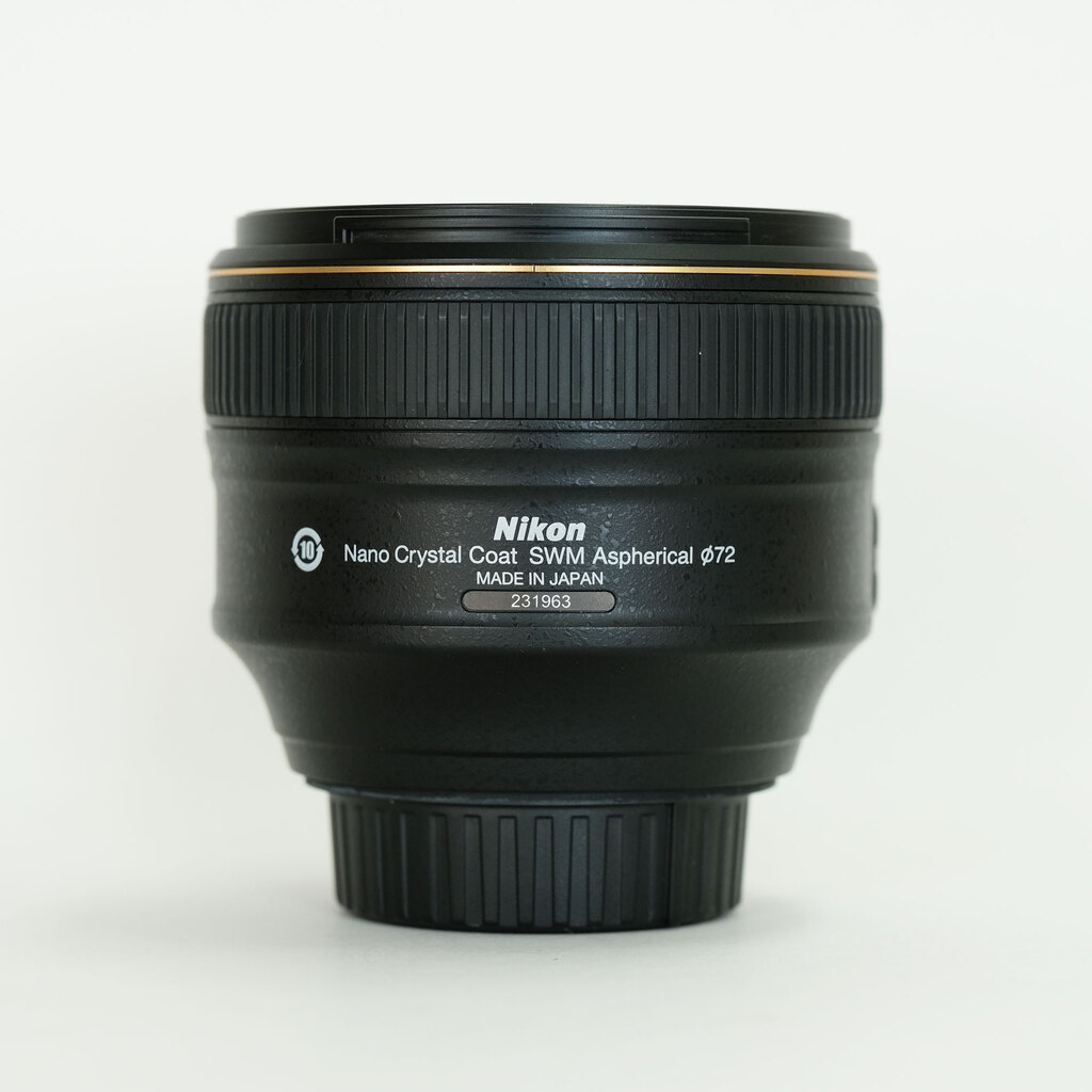 Nikon AF-S NIKKOR 58mm f/1.4G Nikon AF-S NIKKOR 58mm f/1.4G