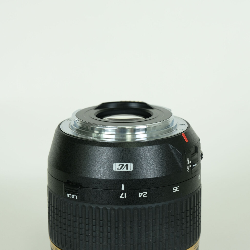 TAMRON SP 17-50mm F2.8 XR DiII VC /Model B005E (キヤノンEF用) TAMRON SP 17-50mm F2.8 XR DiII VC /Model B005E (キヤノンEF用)
