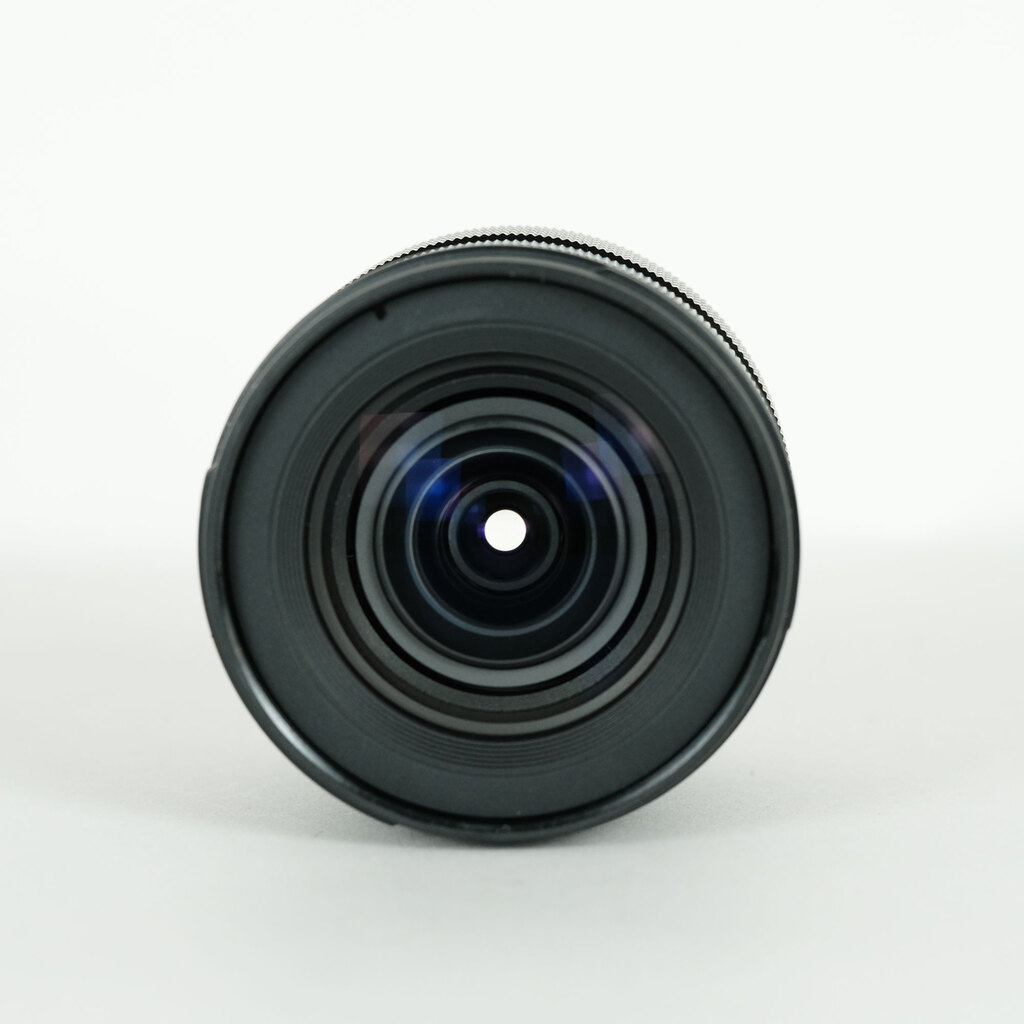 OLYMPUS M.ZUIKO DIGITAL ED 12‑45mm F4.0 PRO OLYMPUS M.ZUIKO DIGITAL ED 12‑45mm F4.0 PRO