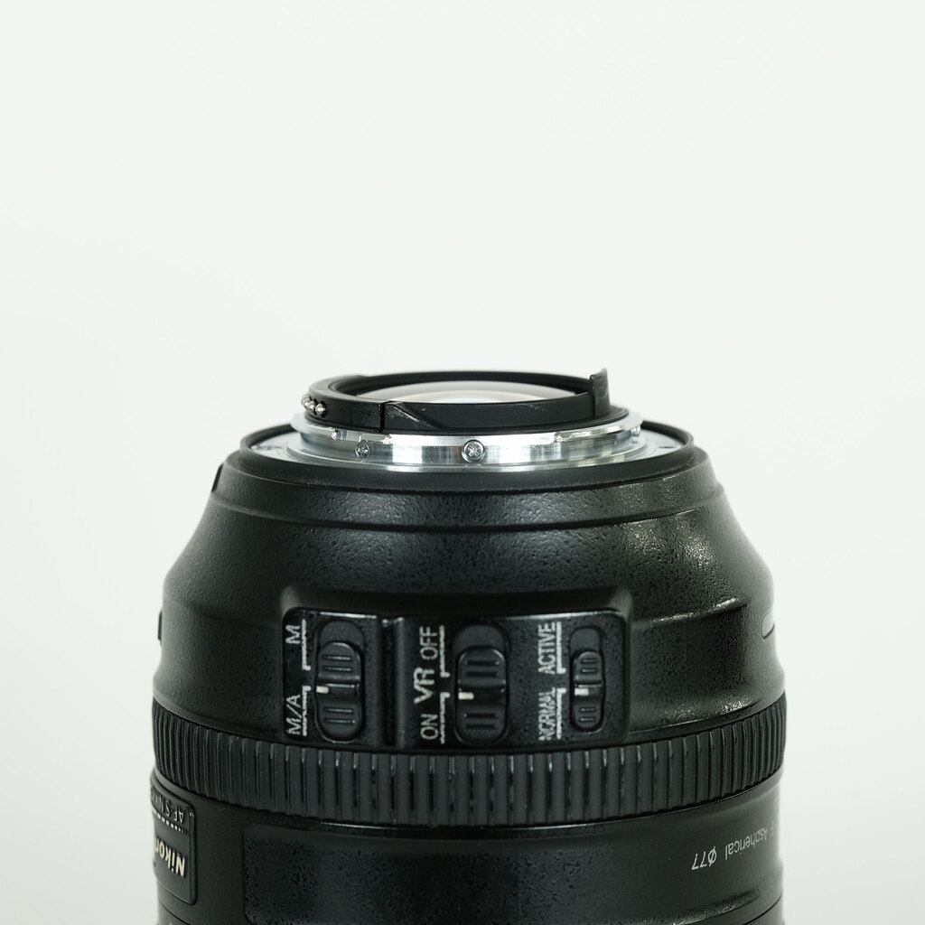 Nikon AF-S NIKKOR 24-120mm f/4G ED VR Nikon AF-S NIKKOR 24-120mm f/4G ED VR