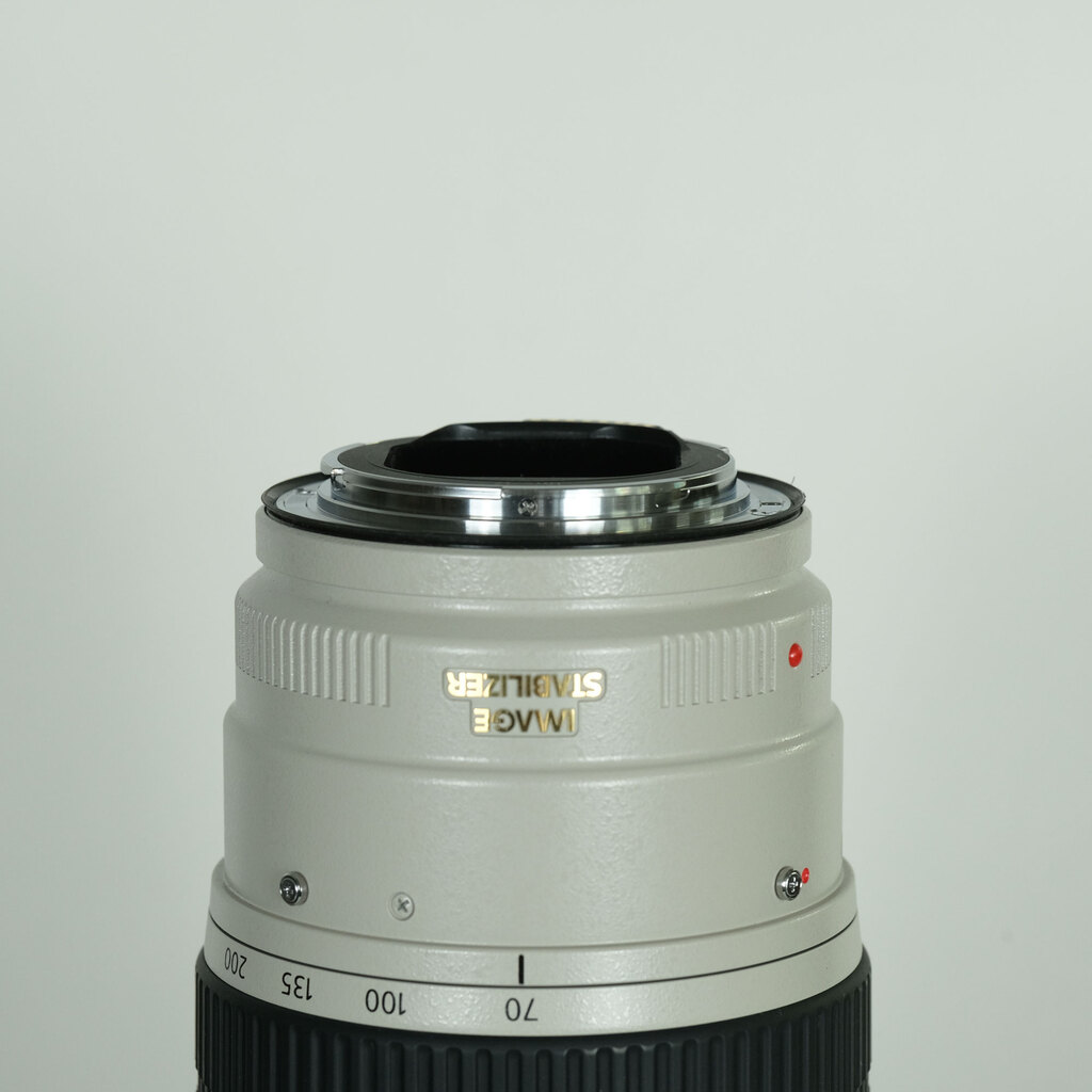 Canon EF70-200mm F2.8L IS USM Canon EF70-200mm F2.8L IS USM