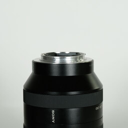 SONY FE 24-240mm F3.5-6.3 OSS SEL24240 SONY FE 24-240mm F3.5-6.3 OSS SEL24240