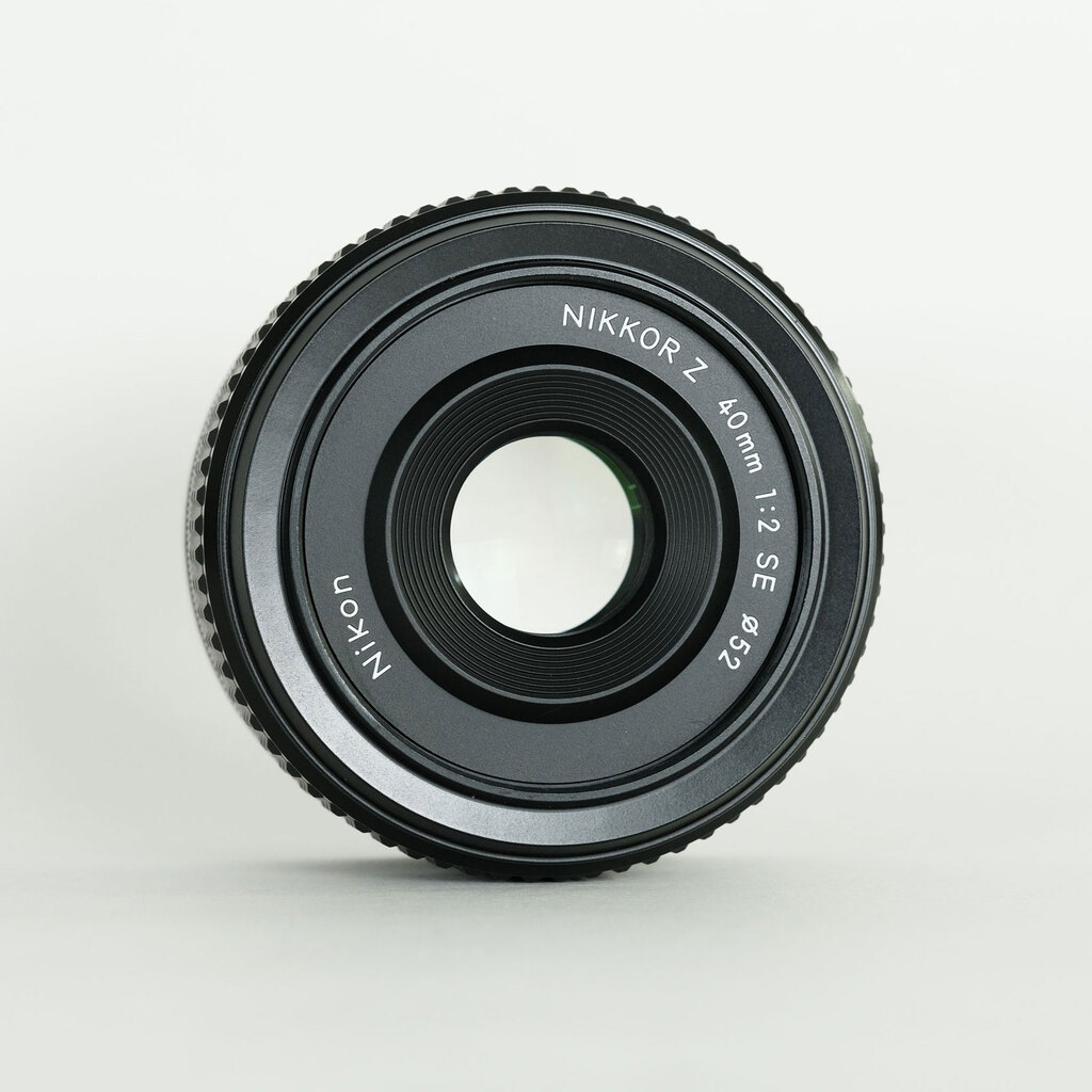 Nikon NIKKOR Z 40mm f/2 Nikon NIKKOR Z 40mm f/2