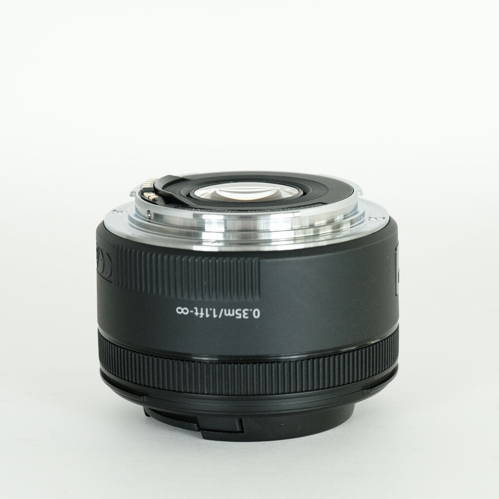 Canon EF50mm F1.8 STM Canon EF50mm F1.8 STM