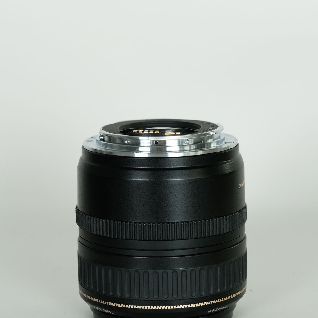 Canon EF28-105mm F3.5-4.5 II USM Canon EF28-105mm F3.5-4.5 II USM