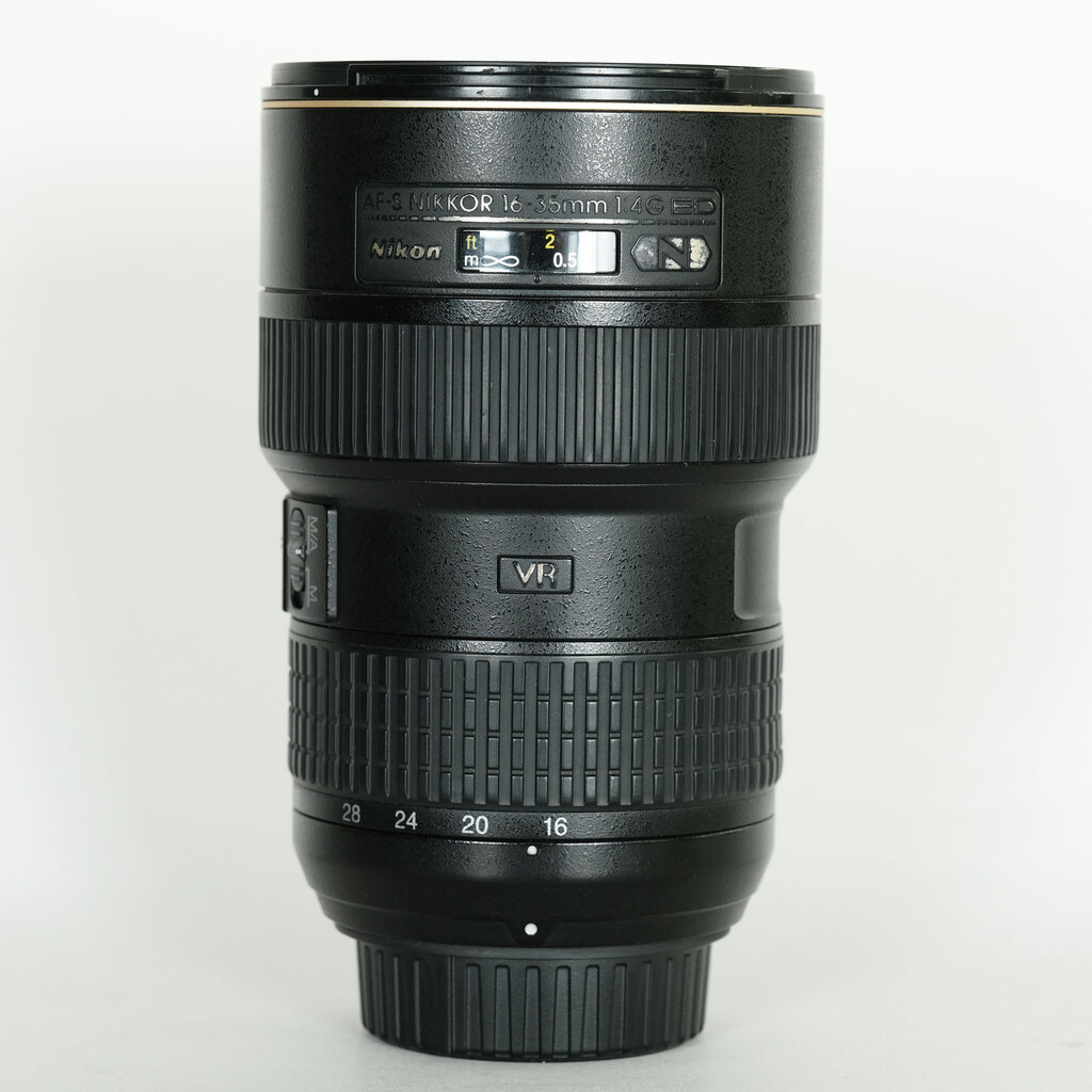 レンズ(ズーム) AF-S NIKKOR 16-35mm f/4G ED VR Amazon | Nikon 広角ズームレンズ AF-S NIKKOR 16-35mm f/4G ED