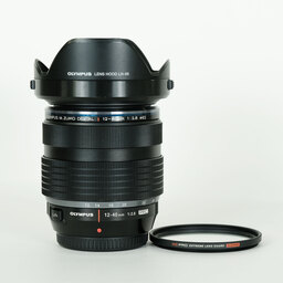 OLYMPUS M.ZUIKO DIGITAL ED 12-40mm F2.8 PRO OLYMPUS M.ZUIKO DIGITAL ED 12-40mm F2.8 PRO