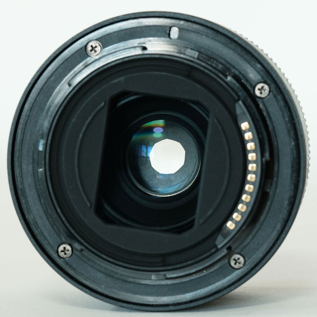 Nikon NIKKOR Z 40mm f/2 Nikon NIKKOR Z 40mm f/2