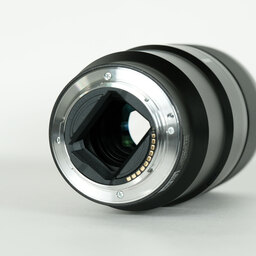 SONY FE 90mm F2.8 Macro G OSS SEL90M28G