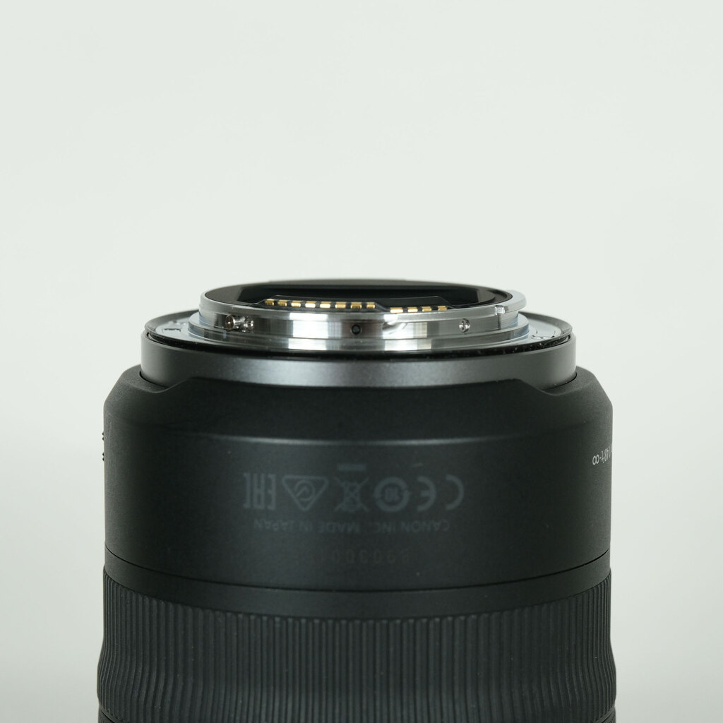 Canon RF24-105mm F4 L IS USM Canon RF24-105mm F4 L IS USM