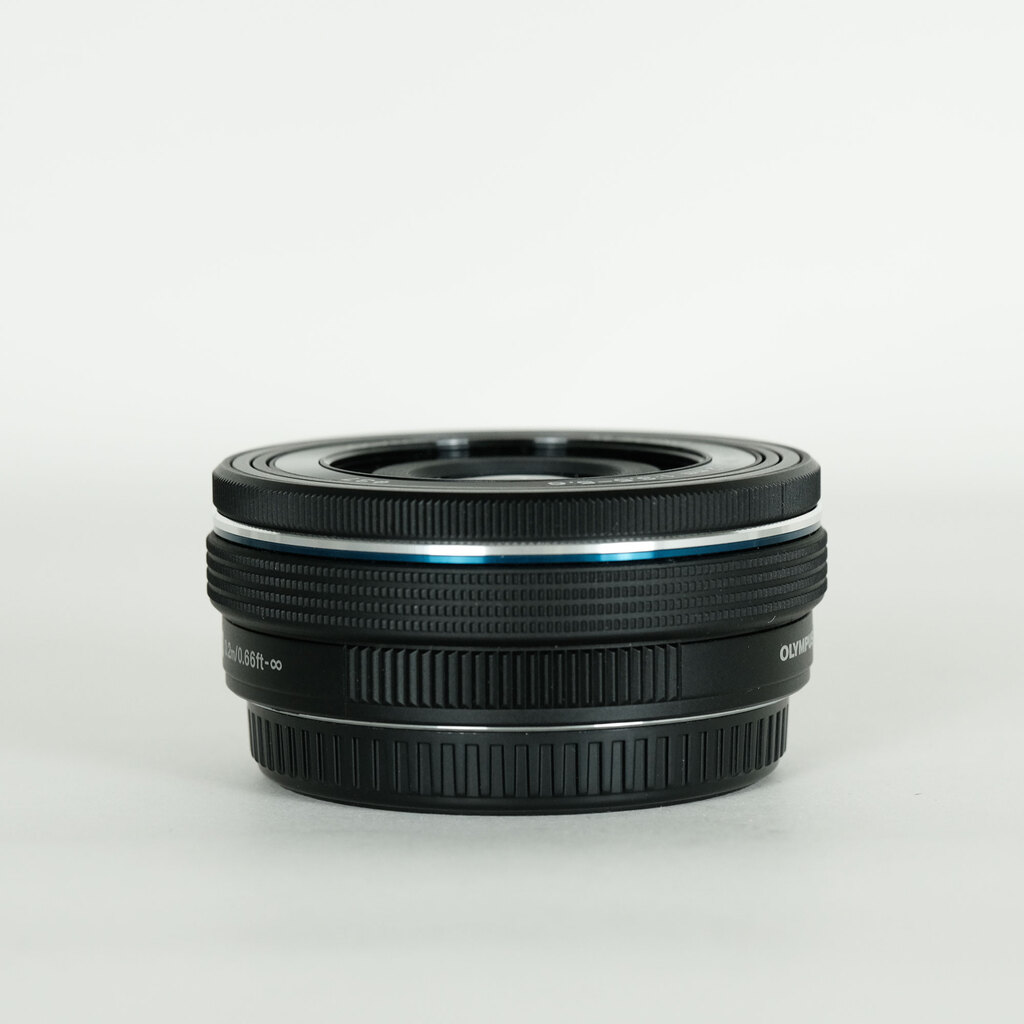 OLYMPUS M.ZUIKO DIGITAL ED 14-42mm F3.5-5.6 EZ ブラック OLYMPUS M.ZUIKO DIGITAL ED 14-42mm F3.5-5.6 EZ ブラック