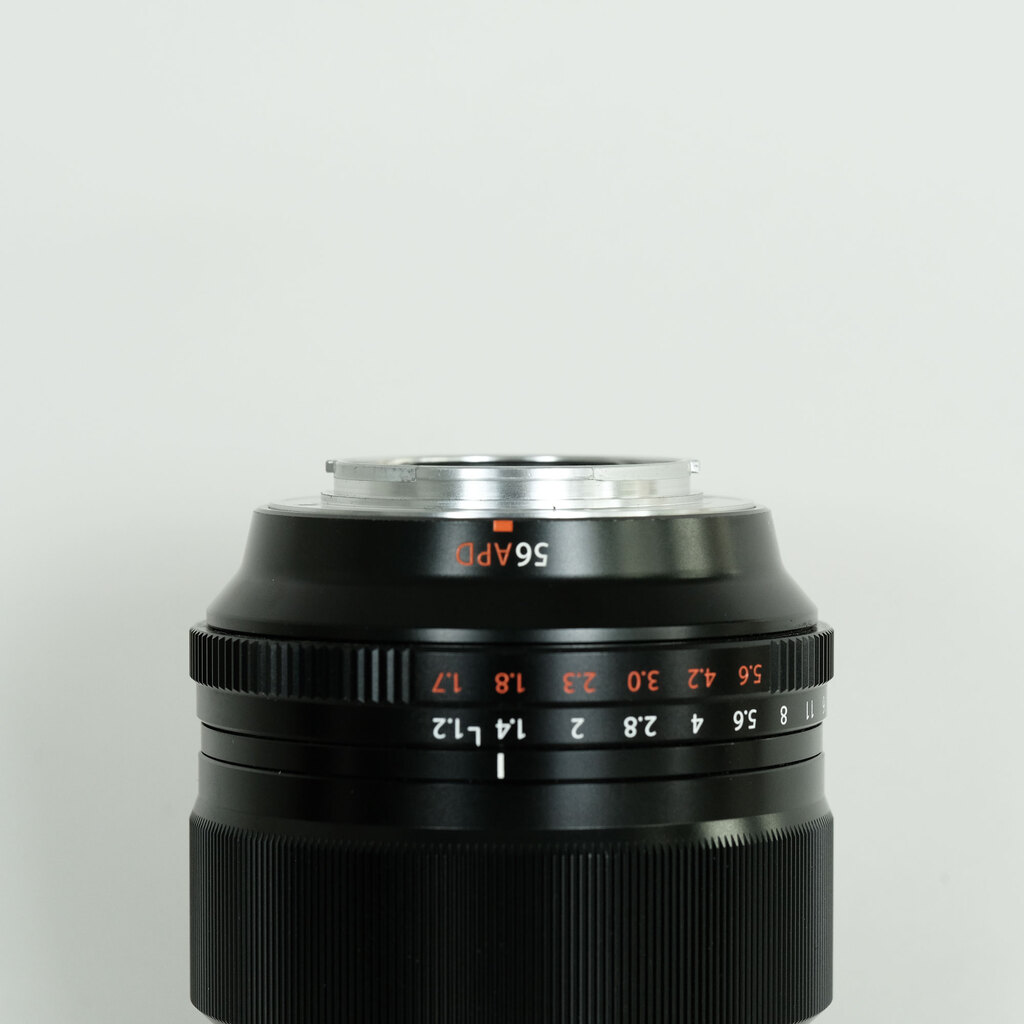 FUJIFILM XF56mmF1.2 R APD FUJIFILM XF56mmF1.2 R APD