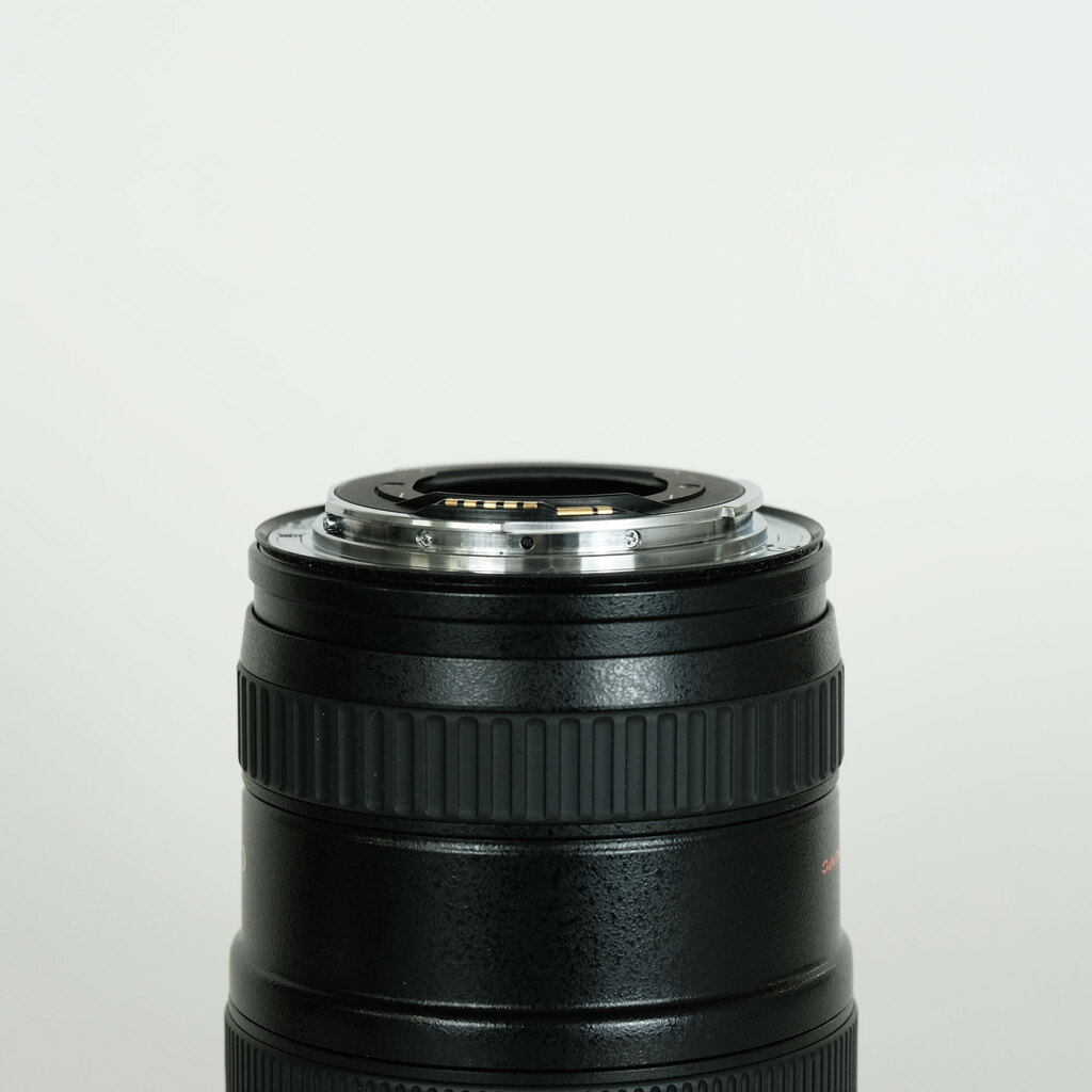 Canon EF17-40mm F4L USM Canon EF17-40mm F4L USM