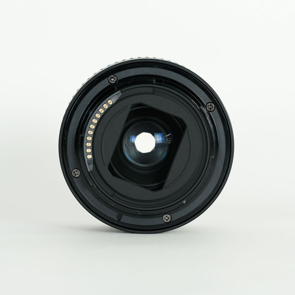 Nikon NIKKOR Z 40mm f/2 Nikon NIKKOR Z 40mm f/2