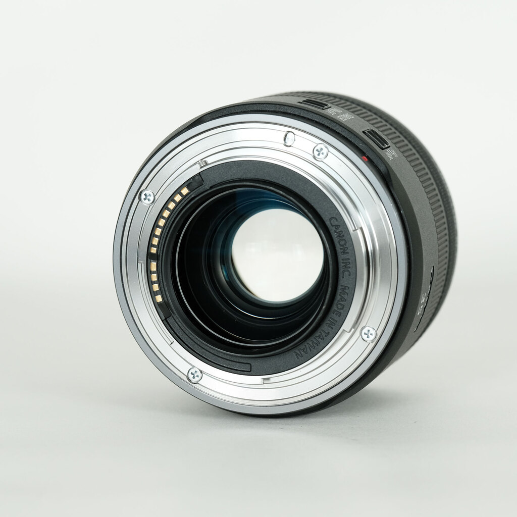 Canon RF35mm F1.8 MACRO IS STM Canon RF35mm F1.8 MACRO IS STM