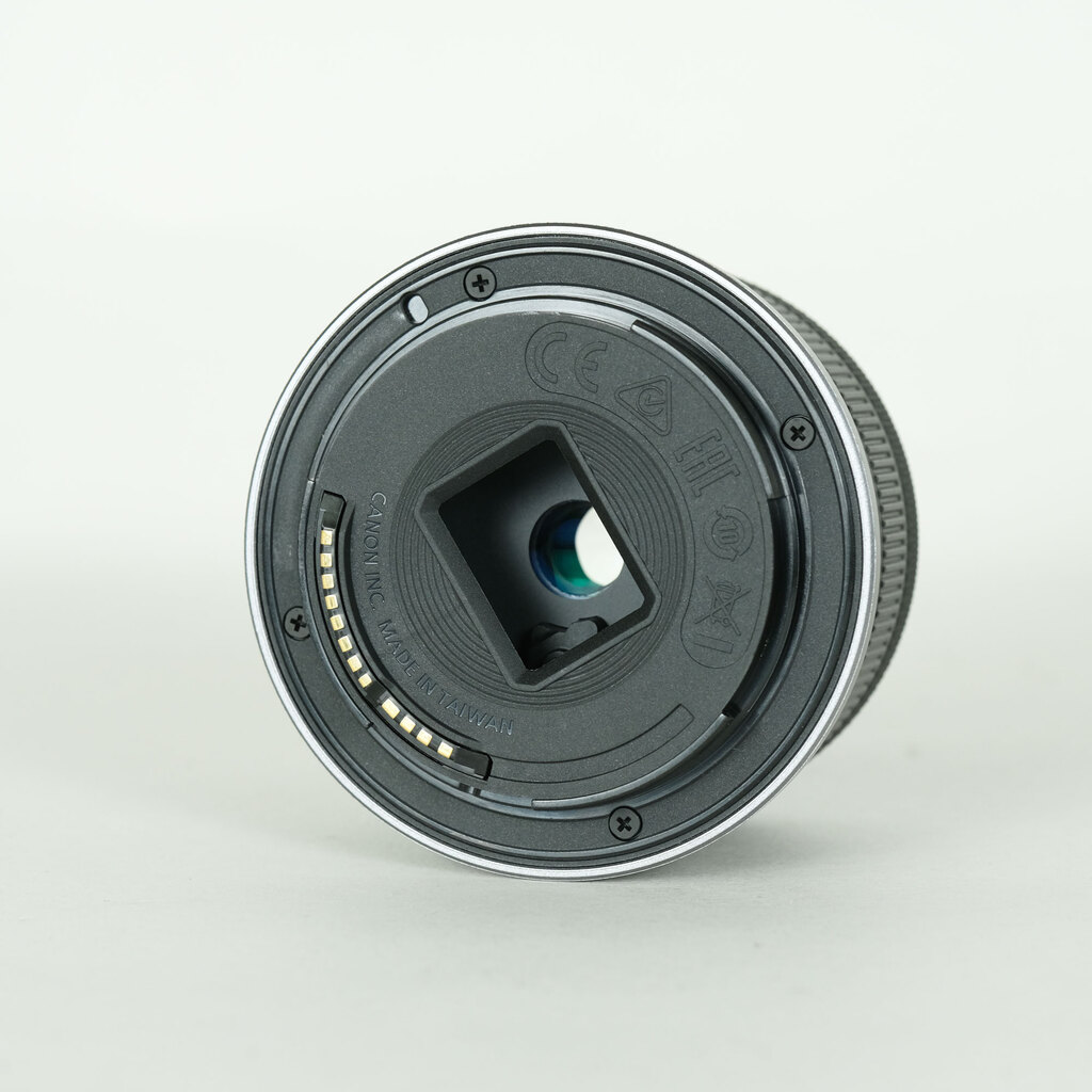 Canon RF-S 18-45mm F4.5-6.3 IS STM Canon RF-S 18-45mm F4.5-6.3 IS STM