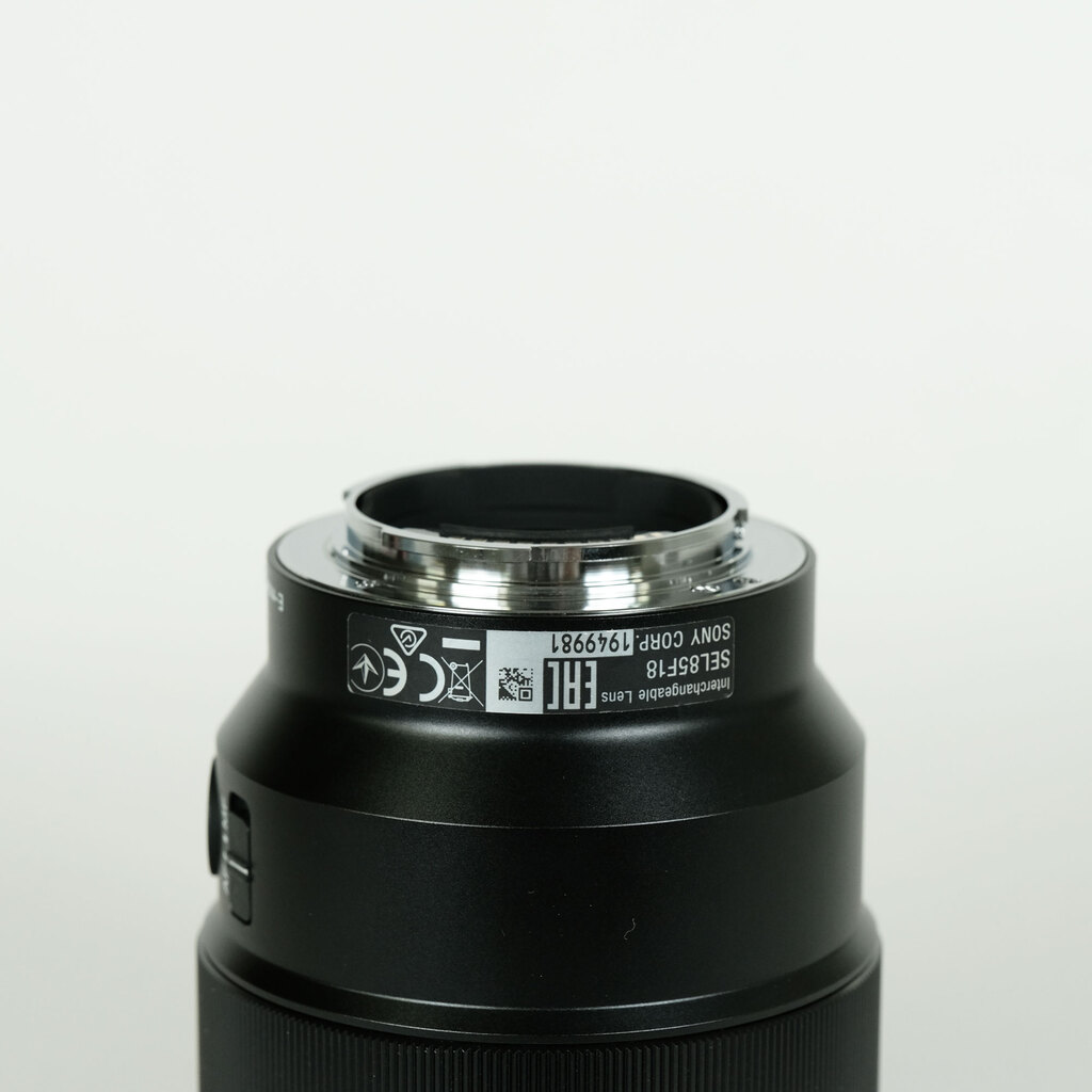 SONY FE 85mm F1.8 SEL85F18 SONY FE 85mm F1.8 SEL85F18
