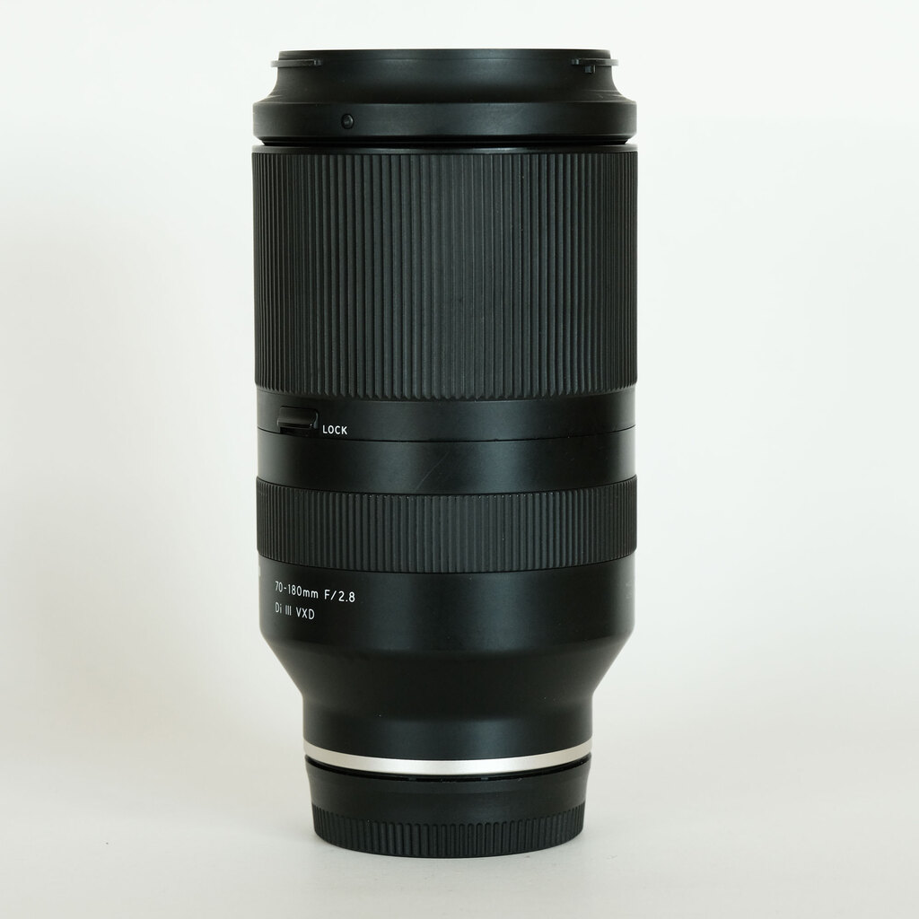 TAMRON 70-180mm F/2.8 Di III VXD (Model A056) [ ソニーE用 ]の出品  