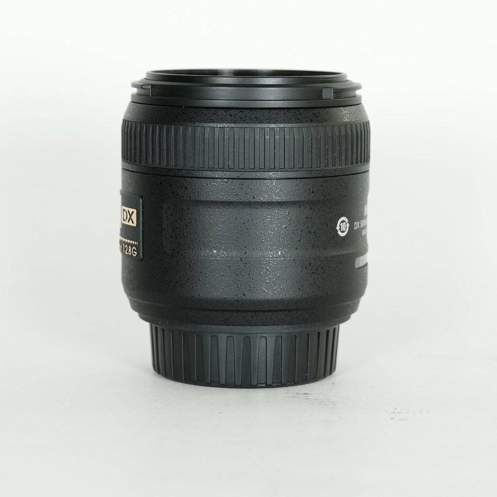 Nikon AF-S DX Micro NIKKOR 40mm f/2.8G