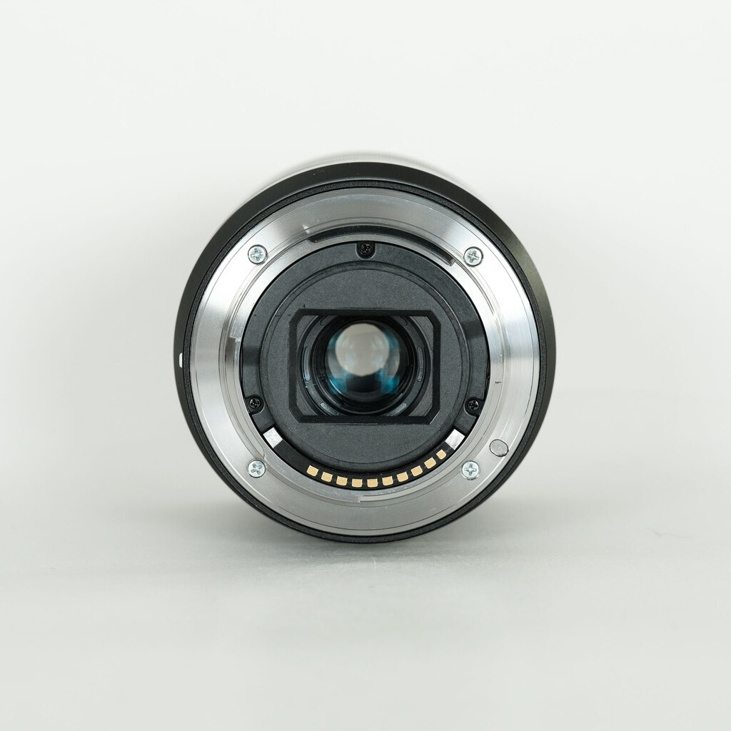 新品同様　ソニー　SEL1670Z Amazon | SONY 標準ズームレンズ Vario-Tessar T* E 16-70mm F4