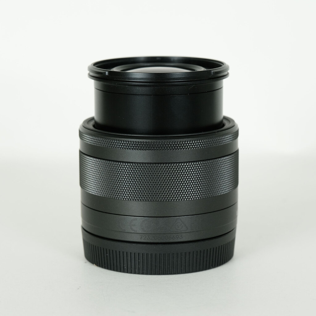 Canon - EF-M 15~45mm ズームレンズ EF-M Canon EF-M15-45mm F3.5-6.3 IS STM シルバー キヤノン