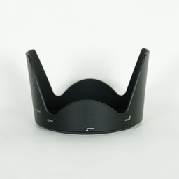 Nikon AF-S NIKKOR 28-300mm f/3.5-5.6G ED VR Nikon AF-S NIKKOR 28-300mm f/3.5-5.6G ED VR