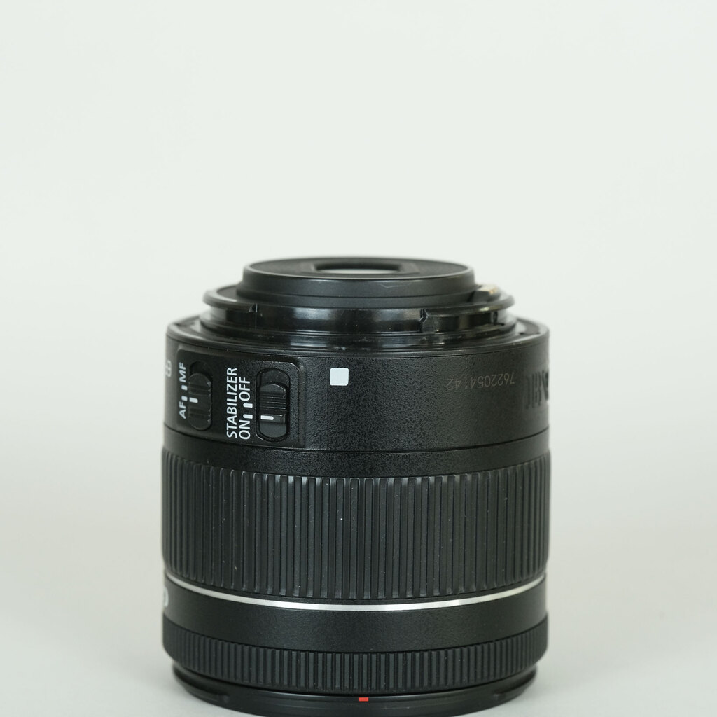 Canon EF-S18-55mm F3.5-5.6 IS STM