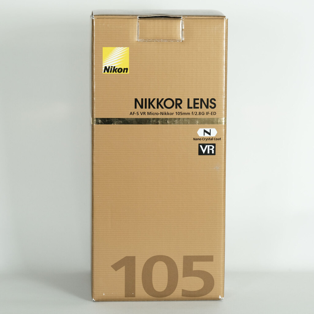 Nikon AF-S VR Micro-Nikkor 105mm f/2.8G IF-ED Nikon AF-S VR Micro-Nikkor 105mm f/2.8G IF-ED