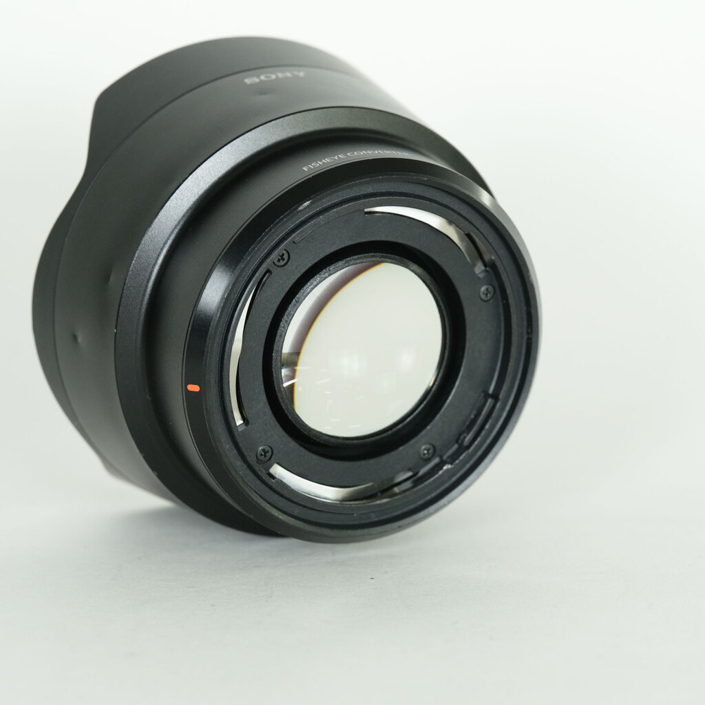 SONY FE 28mm F2 SEL28F20
