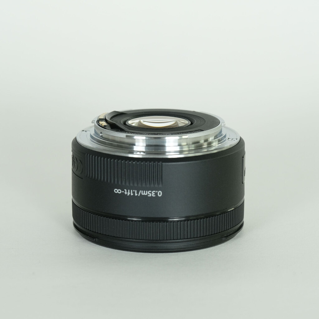 Canon EF50mm F1.8 STM Canon EF50mm F1.8 STM