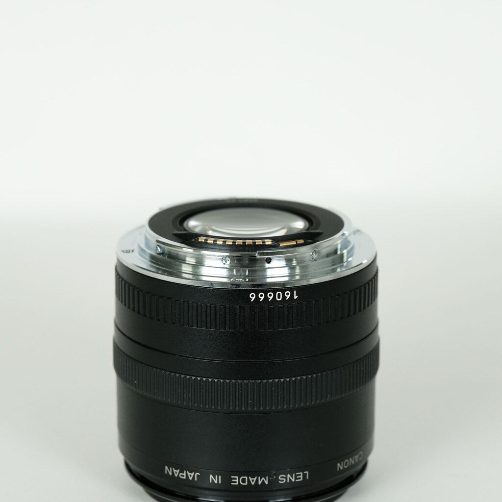 Canon EF50mm F2.5 コンパクトマクロ Canon EF50mm F2.5 コンパクトマクロ