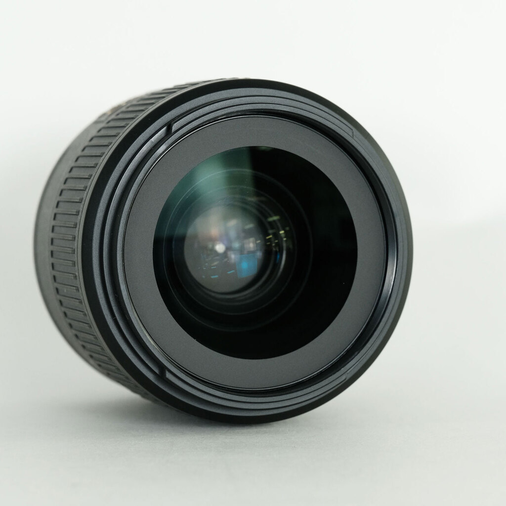 Nikon AF-S NIKKOR 35mm f/1.8G ED Nikon AF-S NIKKOR 35mm f/1.8G ED