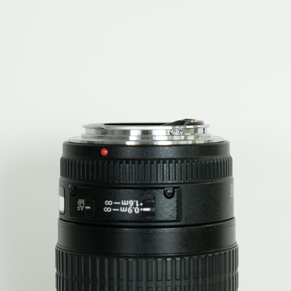 Canon EF135mm F2L USM Canon EF135mm F2L USM