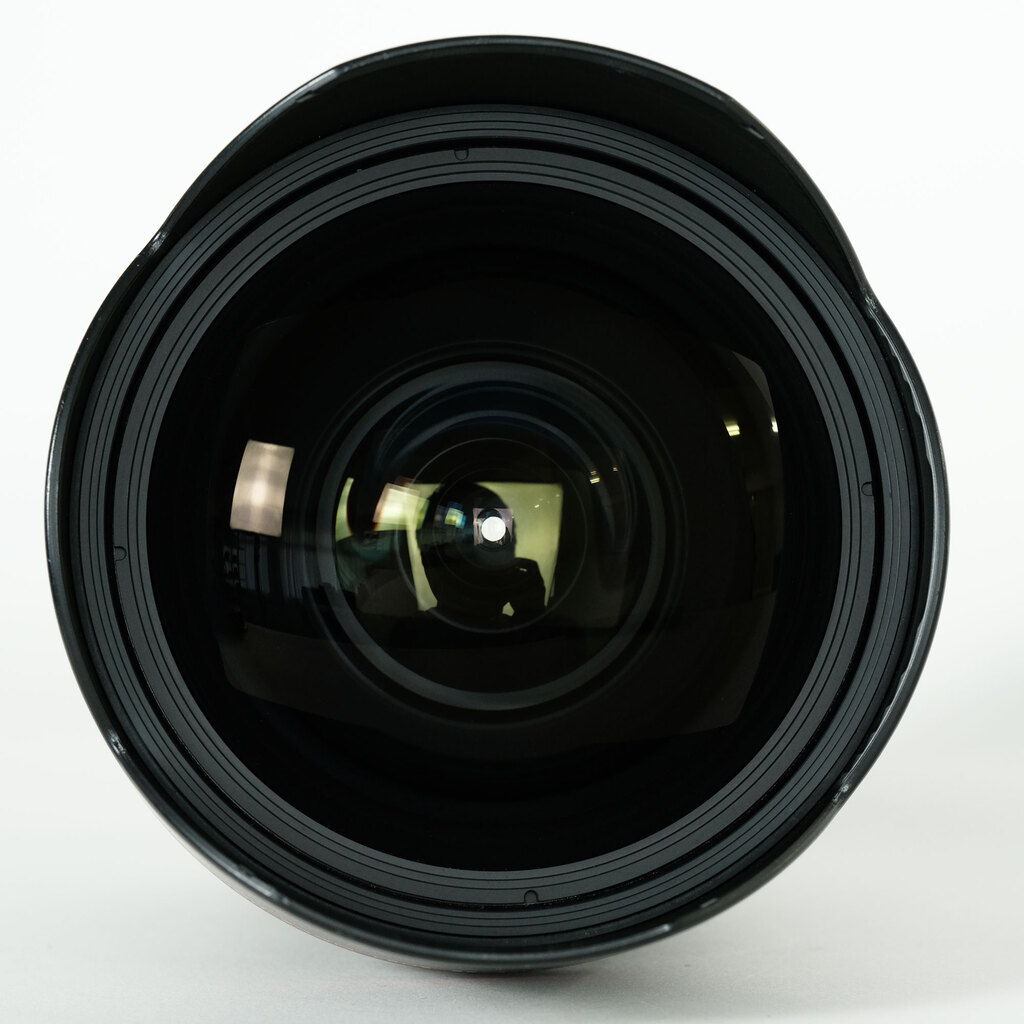 Canon EF11-24mm F4L USM Canon EF11-24mm F4L USM
