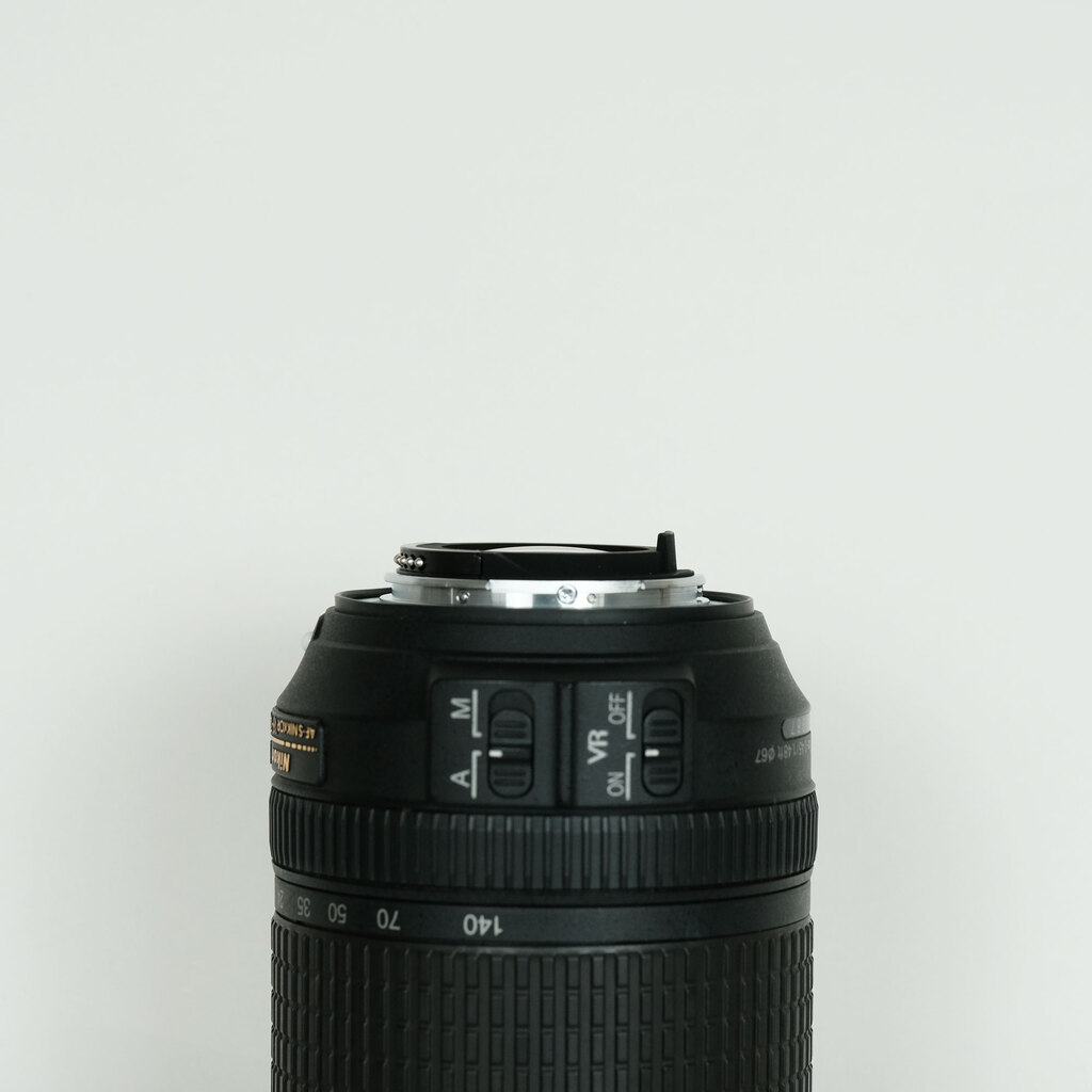 Nikon AF-S DX NIKKOR 18-140mm F3.5-5.6G ED VR Nikon AF-S DX NIKKOR 18-140mm F3.5-5.6G ED VR