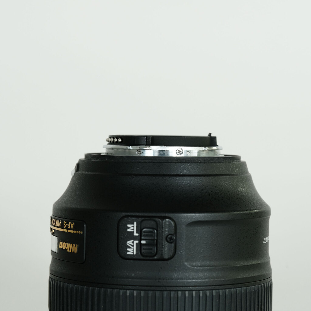 Nikon AF-S NIKKOR 58mm f/1.4G Nikon AF-S NIKKOR 58mm f/1.4G