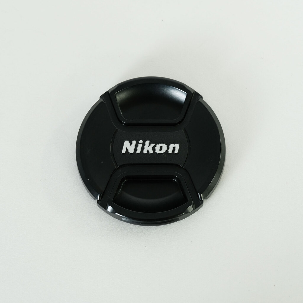 Nikon AF-S DX NIKKOR 18-200mm F3.5-5.6G ED VR II