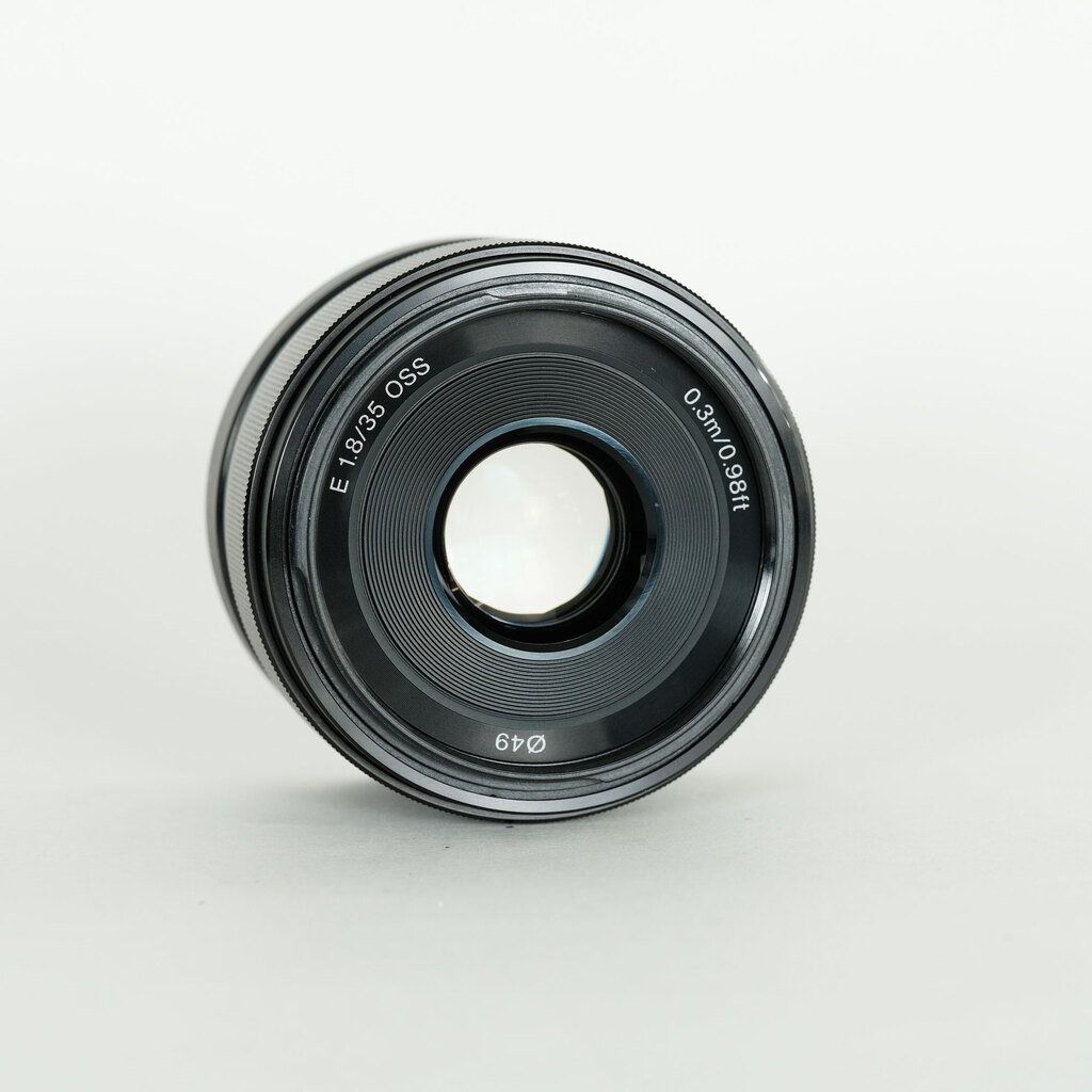 SONY E 35mm F1.8 OSS SEL35F18 SONY E 35mm F1.8 OSS SEL35F18