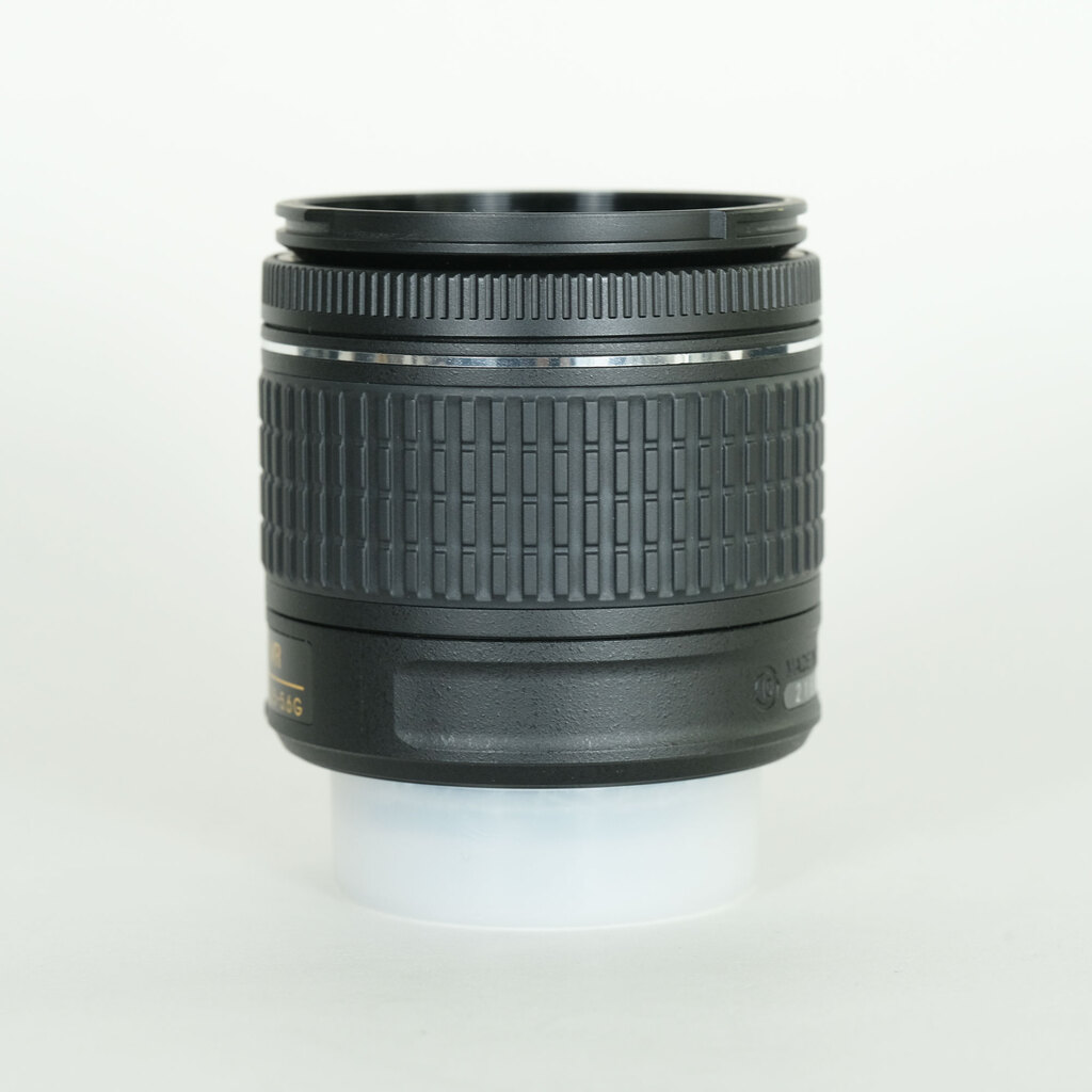 Nikon AF-P DX NIKKOR 18-55mm F3.5-5.6G VR Nikon AF-P DX NIKKOR 18-55mm F3.5-5.6G VR