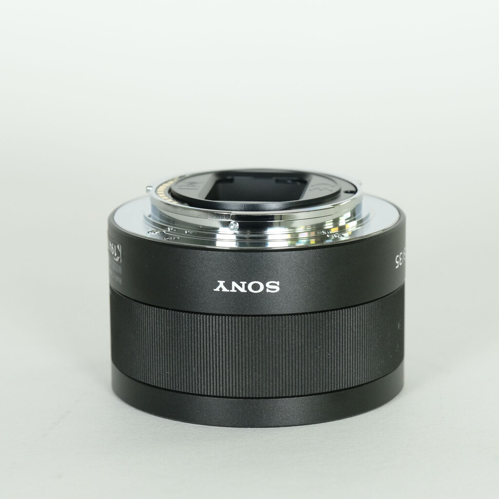 SONY Sonnar T* FE 35mm F2.8 ZA SEL35F28Z SONY Sonnar T* FE 35mm F2.8 ZA SEL35F28Z