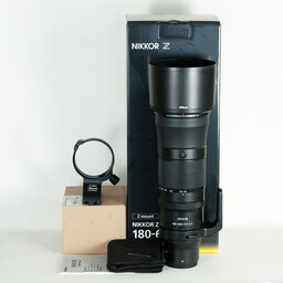 Nikon NIKKOR Z 180-600mm f/5.6-6.3 VR Nikon NIKKOR Z 180-600mm f/5.6-6.3 VR