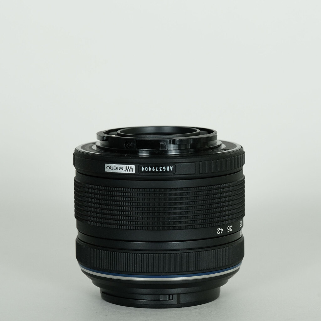 OLYMPUS M.ZUIKO DIGITAL 14-42mm F3.5-5.6IIR ブラック OLYMPUS M.ZUIKO DIGITAL 14-42mm F3.5-5.6IIR ブラック