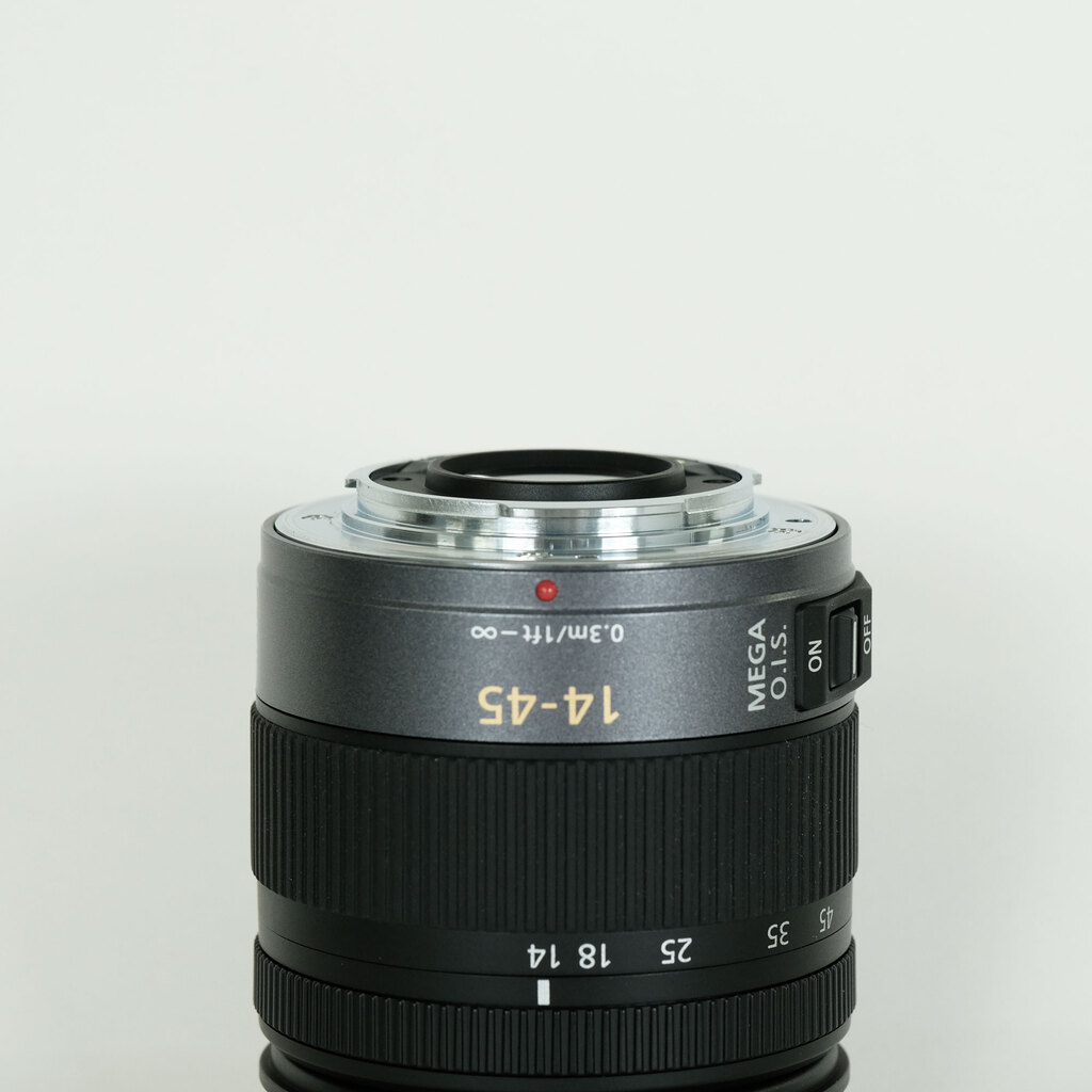 Panasonic LUMIX G VARIO 14-45mm F3.5-5.6 ASPH. MEGA OIS. H-FS014045 Panasonic LUMIX G VARIO 14-45mm F3.5-5.6 ASPH. MEGA OIS. H-FS014045